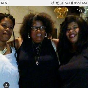 Meet your Posher, Latisha